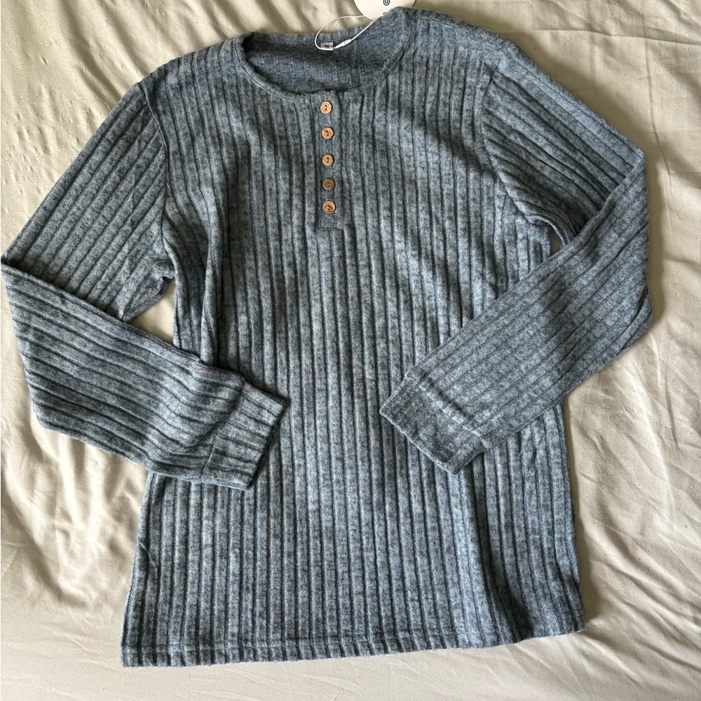 Gray Long Sleeve Ribbed Top